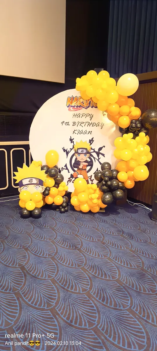 Yellow cartoon theme round backdrop birthday decoration, Gurugram